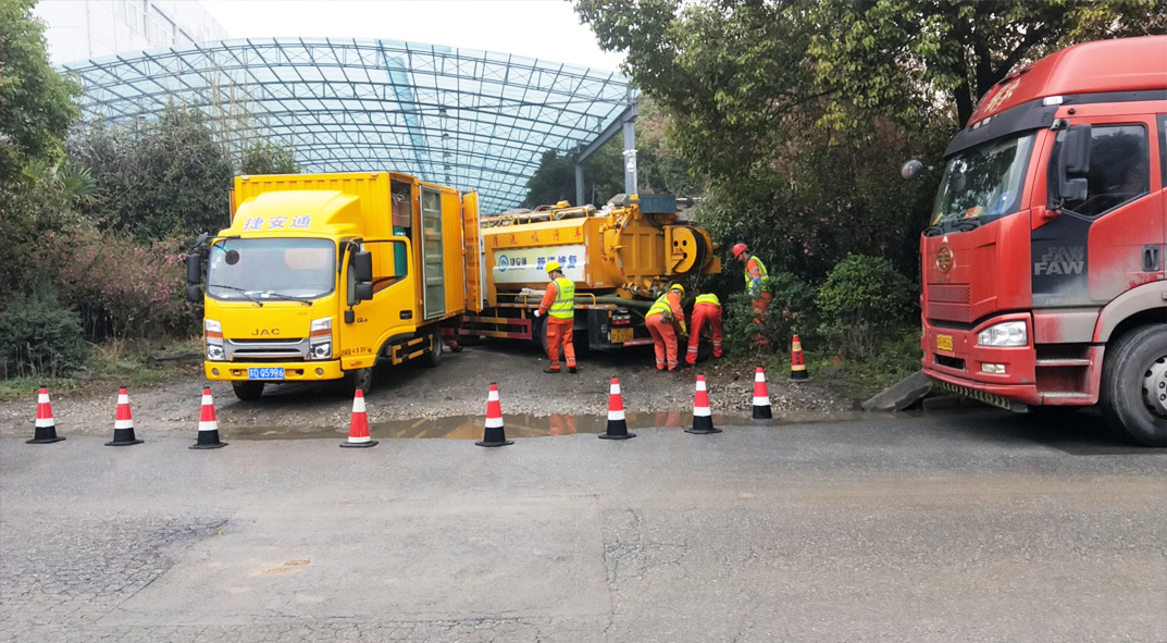 阿鲁科尔沁成区雨污水管网“四位一体”检测疏通项目